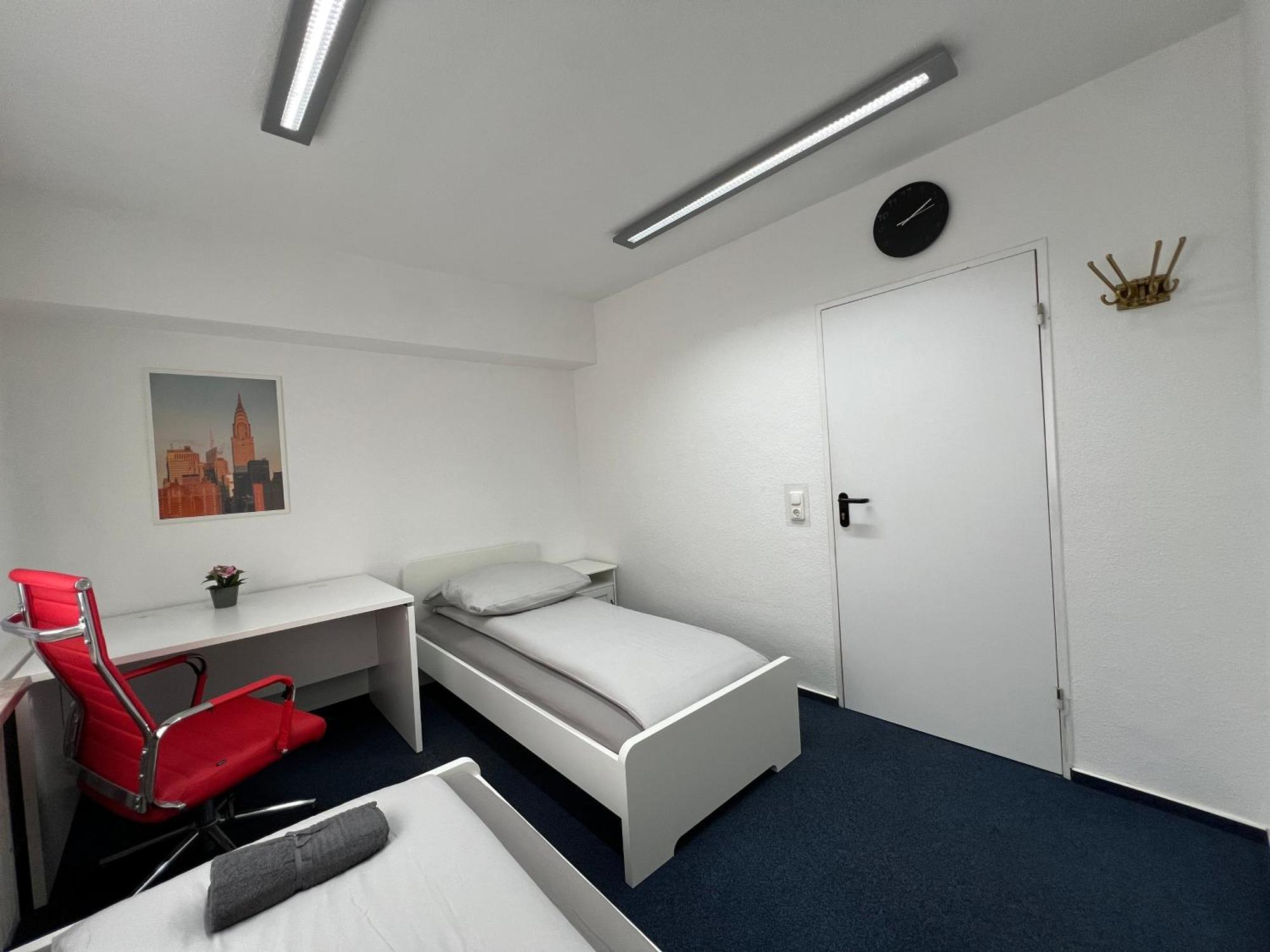 Hotel Mieterlux Frankfurt Heusenstamm 46 Esterno foto