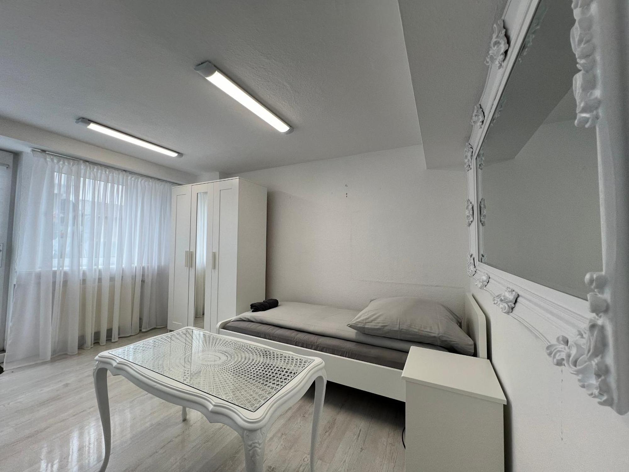 Hotel Mieterlux Frankfurt Heusenstamm 46 Esterno foto
